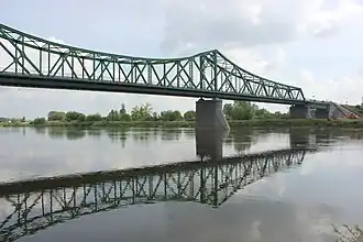Brücke von 1953 auf den steinernen Pfeilern von 1939