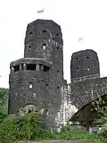 Türme am Westufer von der Landseite aus fotografiert (2011)