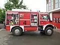 Beladung des TLF 3000 Waldbrand, Feuerwehr Daun