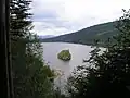 Blick von einer höheren Stelle des Rundwanderweges