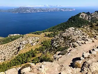 Blick vom Gipfel zur Bahia de Polenca