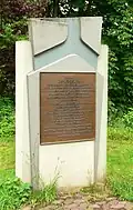 Gedenkstein auf dem Unteren Tanzwerder zur Geschichte der Flussinsel