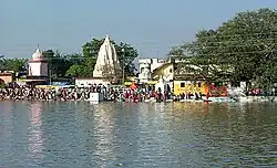 Multai – Tempel und Ghats am Tapti