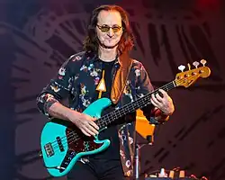 Rush-Frontmann Geddy Lee während eines Auftrittes im Jahr 2022.