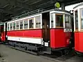 Historische ein­farbige Kenn­zeich­nung bei der Straßenbahn Brünn