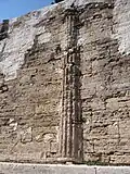 Halbsäule an der Cellawand