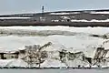 Teplitz-Bucht nahe Kap Stolbowoi mit den Resten der Polarstation