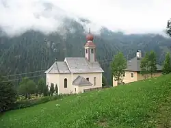 Die Kirche heiligen Dreifaltigkeit und altes Friedhofsareal (Listeneintrag)