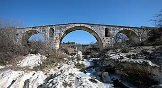 Pont Julien