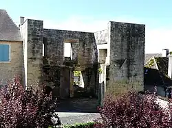 Ruinen der Burg Thenon