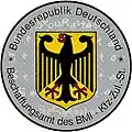 Zulassungsplakette des BMI, beispiels­weise für Fahrzeuge des Technischen Hilfswerks