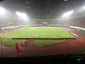 Das Stadion unter Flutlicht