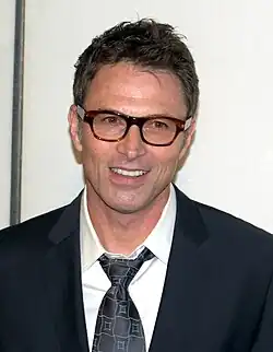 Timothy Daly spielte Dr. Pete Wilder