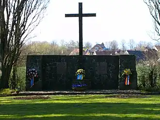 Gedenkstätte auf dem Waldfriedhof der Cap-Arcona-Opfer