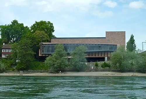 Ansicht vom Rhein her im Süden (2011)