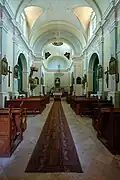 Tinjan, Innenraum der Pfarrkirche der Hl. Simeon und des Judas Tadeus