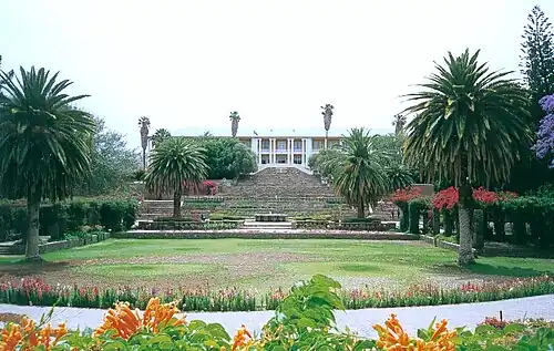 „Tintenpalast“, Sitz des Parlaments von Namibia (2008)