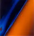Durch Falsch­farben kontrast­verstärkte Aufnahme der Atmosphäre Titans (Voyager&nbsp;1, 1980)