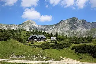 Blick von der Sonnschienalm nach Norden auf Ebenstein, Polstersattel und Vorderen Polster.