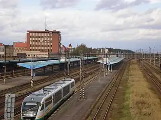 Blick über die Bahnsteige (2009)