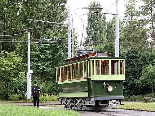 Das älteste Tram im Bestand (Baujahr 1897, ehemals Strassenbahn Zürich–Oerlikon–Seebach) auf einer Extrafahrt