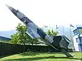 General Licio Giorgieri gewidmeter Starfighter als Gate Guardian