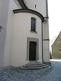 Zugang zum Herrensitz über einen Treppenturm