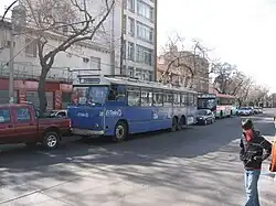 1967 war der »Trolley­bus Solingen« bereits partiell nieder­flurig, hier 2008 in Mendoza, Argen­tinien
