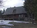 Das Gebäude der PTTK (Polnische Touristenverein) auf Turbacz (die Gorce)