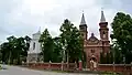 Katholische Kirche mit Glockenturm
