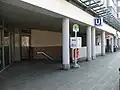 Abgang von der Oberfläche zum Verteilergeschoss