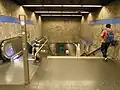 Abgang von der Verteilerebene zur Bahnsteigebene