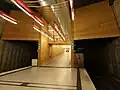 Rampe von der Bahnsteigebene zur Verteilerebene