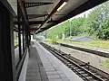 Ehemals ungenutzter Bahnsteig (rechts) am U-Bahnhof Sengelmannstraße (Zustand vor 2024)