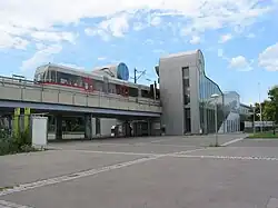 U-Bahn-Station Erlaaer Straße sowie Nebengebäude in der Remise Alterlaa