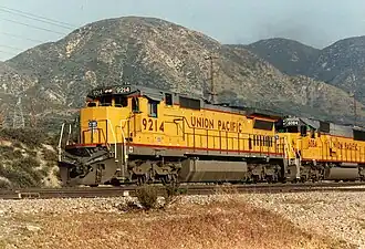 C40-8 am Cajon Pass