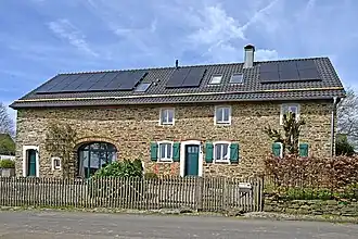 Bruchsteinhaus