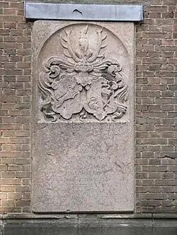 Epitaph an der Außenwand