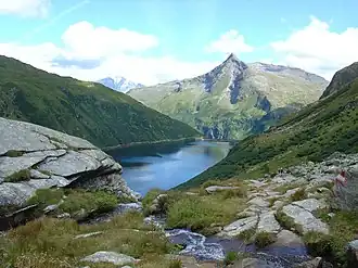 Blick über den Unteren Bockhartsee zum Radhausberg