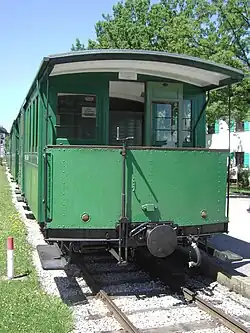 Offene Plattform eines 2.-Klasse-Wagens
