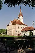 Rathaus und Glockenturm von Gârbova