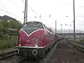 V 200 033 bei der Einfahrt in Heidelberg Hbf