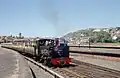 Ein Zug mit Lok Nr.&nbsp;7 verlässt Aberystwyth (1994)