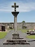 Kreuz auf dem Friedhof