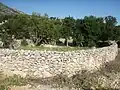 Bruchsteintrockenmauer im Velebit-Gebirge