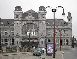 Empfangsgebäude