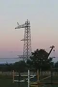 Aufbau eines neuen Abzweigmasten (Juli 2014)