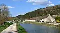 Canal de Bourgogne in Veuvey-sur-Ouche