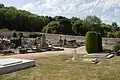 Kommunaler Friedhof mit Soldatengräbern des Commonwealth