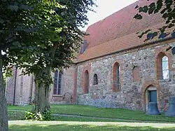 Nordseite der St.-Cyriakus-Kirche in Vilsen